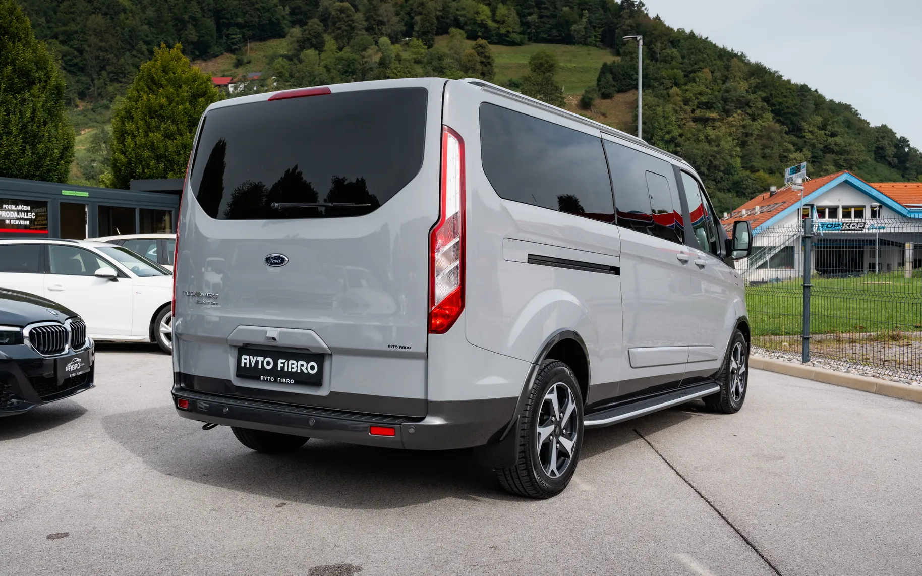 Zunanja slika - Ford Tourneo - Custom - 4