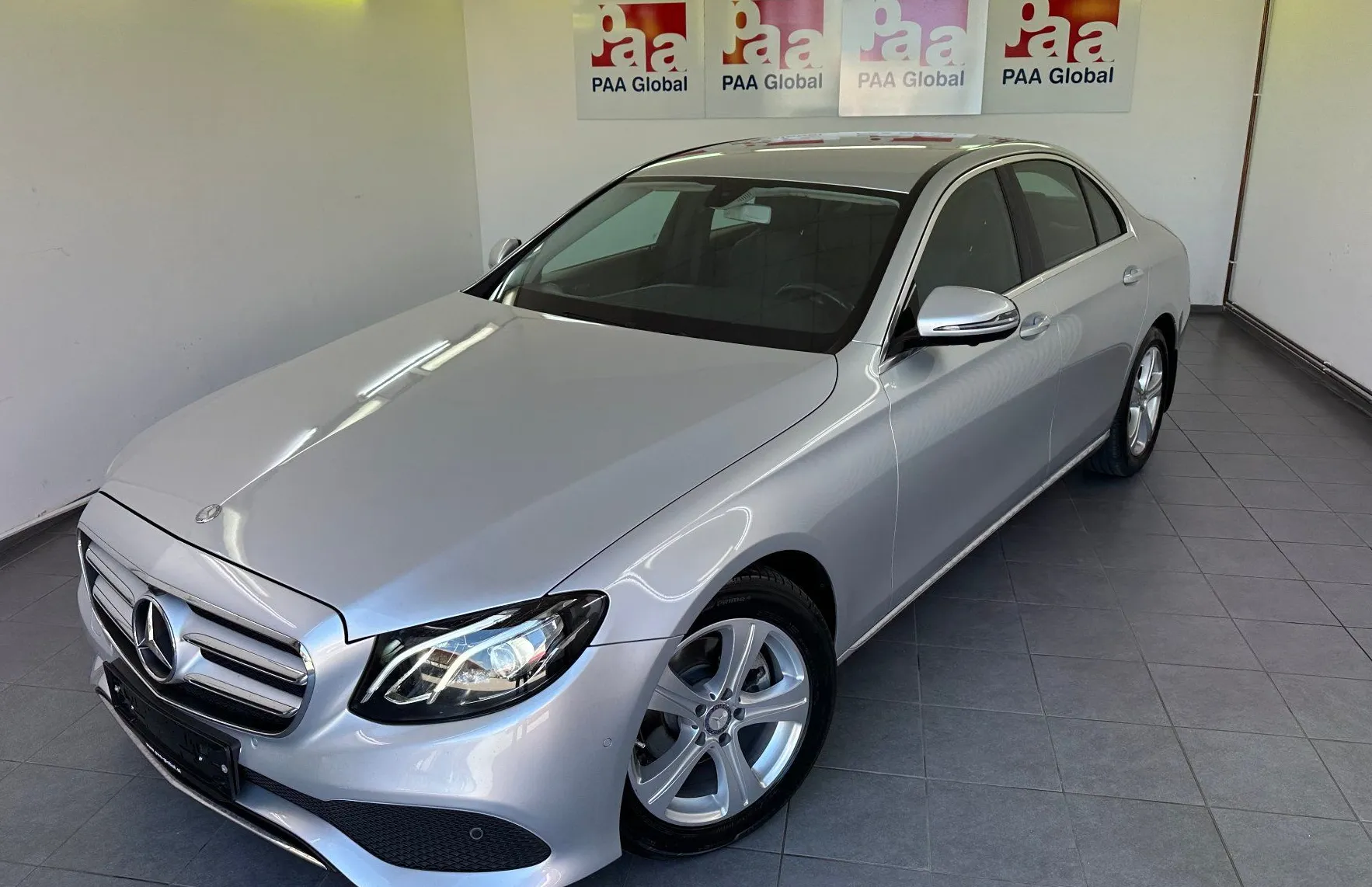 Zunanja slika - Mercedes-Benz E-Razred - E 220 d Avantgarde Avt.KAMERA.NAVI.USNJE.LED - 7