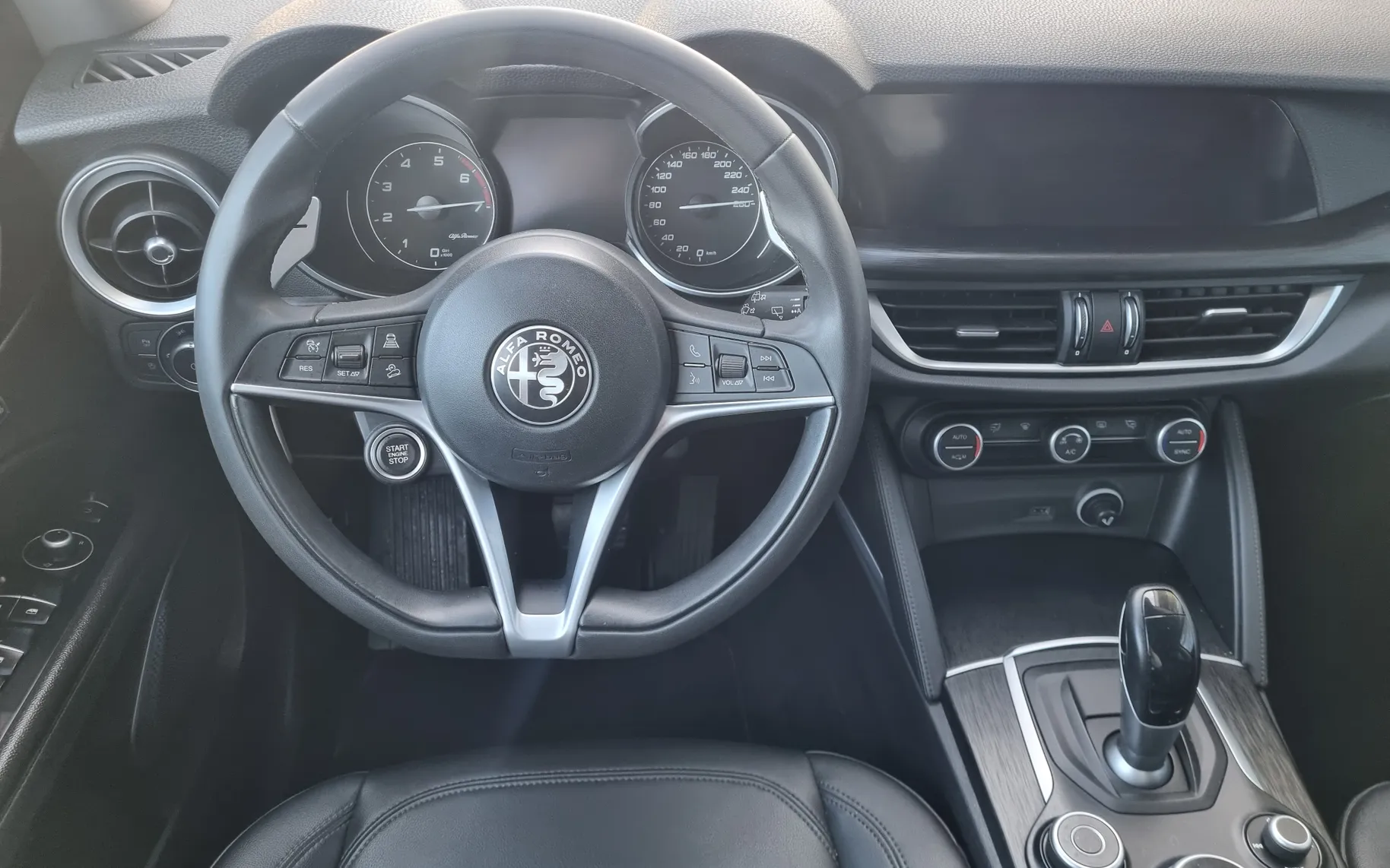 Zunanja slika - Alfa Romeo Stelvio - 2.0 Turbo Q4 200 Avtomatik - OKVARA MOTORJA - 10
