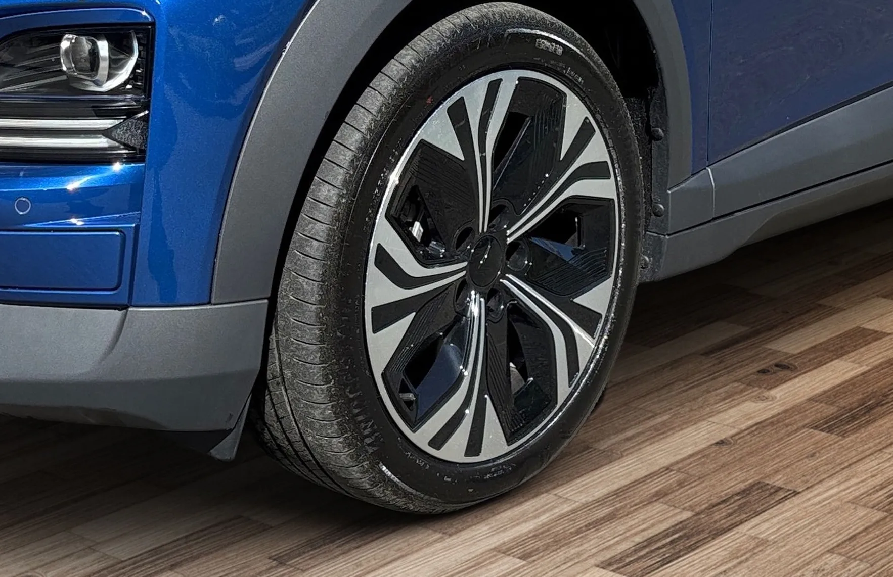 Zunanja slika - Vinfast VF6 - PLUS 59.6kWh 204PS FWD - 8