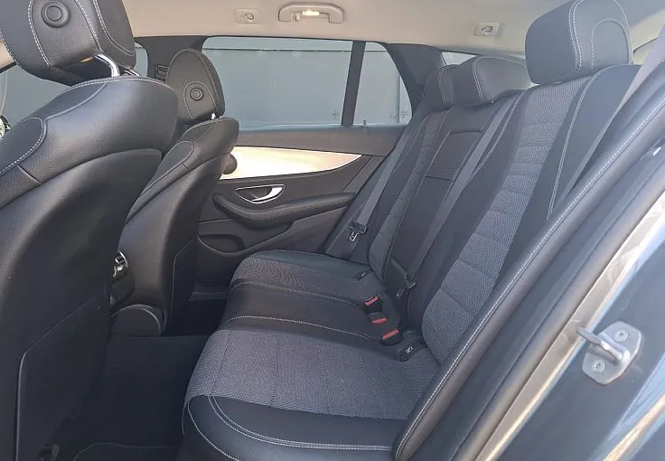 Zunanja slika - Mercedes-Benz E-Razred - E 220 d 4MATIC Avantgarde Avt. - 8