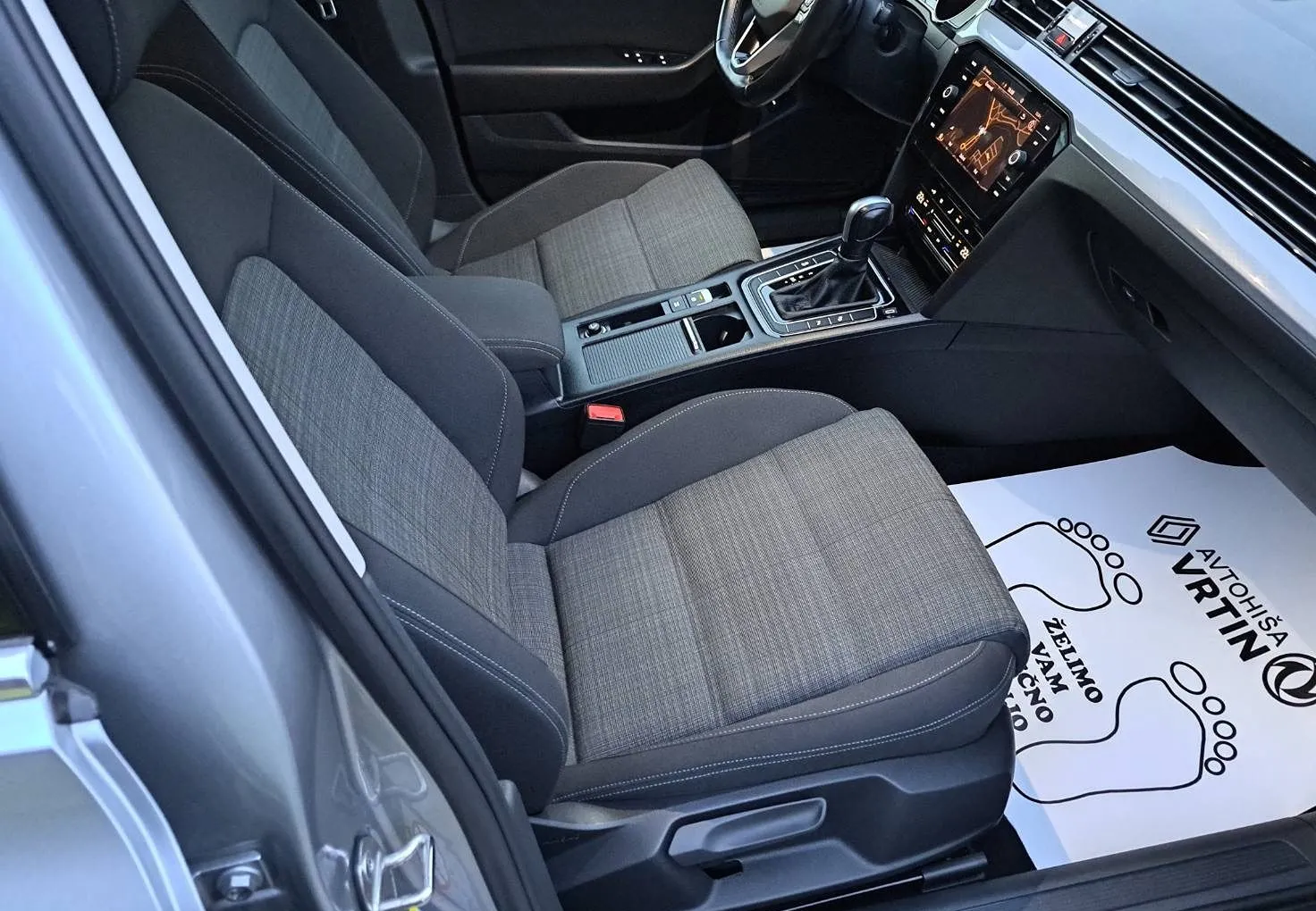 Zunanja slika - Volkswagen Passat - Variant 2.0 TDI BMT DSG Z ENOLETNIM JAMSTVOM - 13