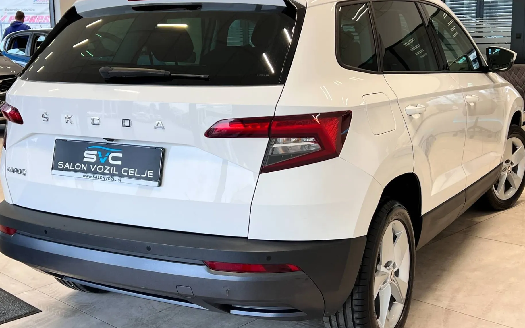Zunanja slika - Škoda Karoq - 2.0 TDI-DSG-FRONT-ASSIST-ACC-KAM-KEYLESS-NAVI-PDC. - 4