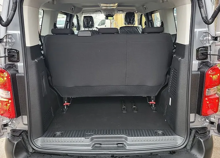 Zunanja slika - Peugeot Expert - KOMBI L2 2.0 HDI 180 EAT8 - 5