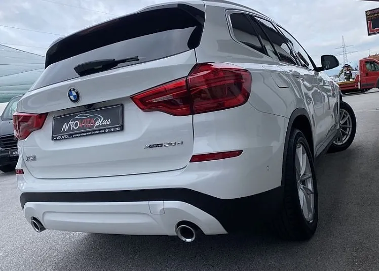 Zunanja slika - BMW X3 - serija : xDrive20d  AT  Navigacija Virtual Kamera Pdc - 4