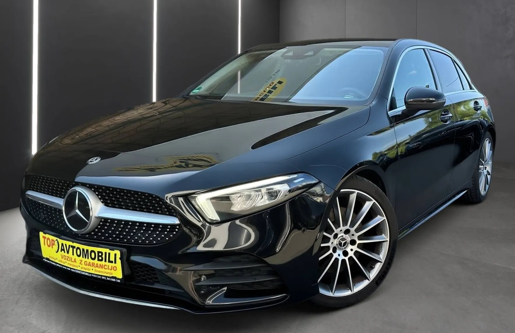 Zunanja slika - Mercedes-Benz A-Razred - A220 4MATIC AMG LINE FUL LED NAVI ACC KAMERA USNJE - 1