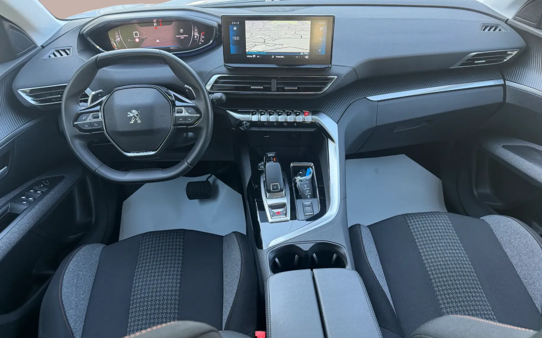 Zunanja slika - Peugeot 3008 - 1,5 BlueHDI 130 S&S Avt. - 10