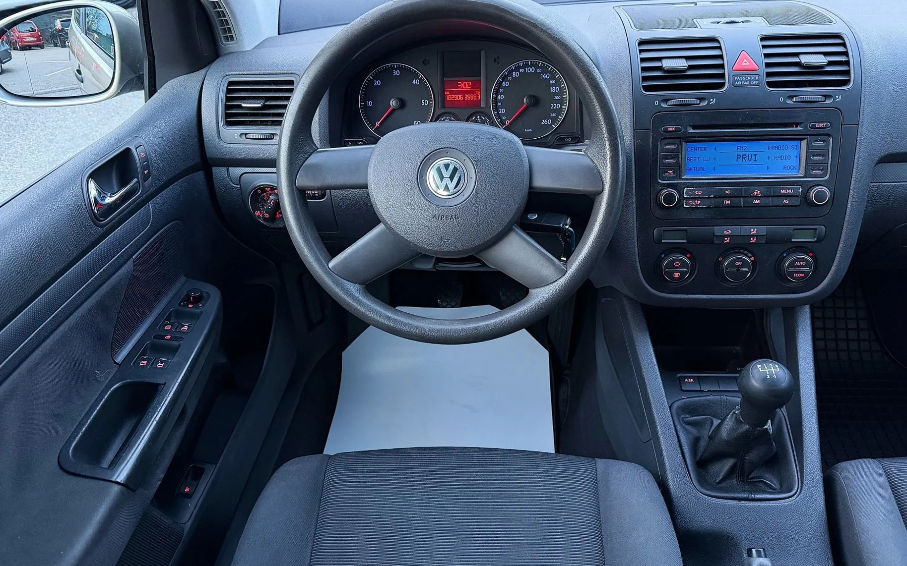 Zunanja slika - Volkswagen Golf - 2.0 SDI SLO.VOZILO 2.LASTNIK AVTO.KLIMA ALU15 - 17