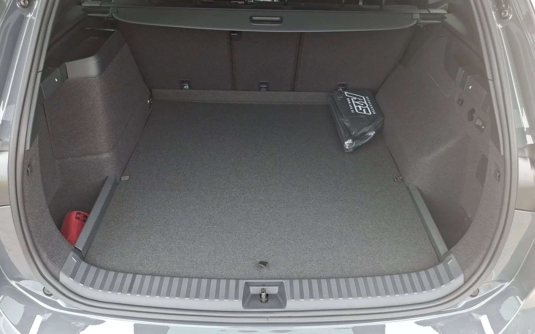 Notranja slika - Volkswagen Tayron - 1.5 TSI eHybrid 4Joy DSG - 12