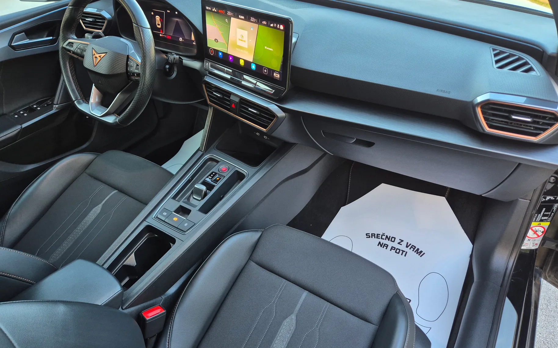 Notranja slika - Cupra Leon - ST 2.0 TDI DSG - 8