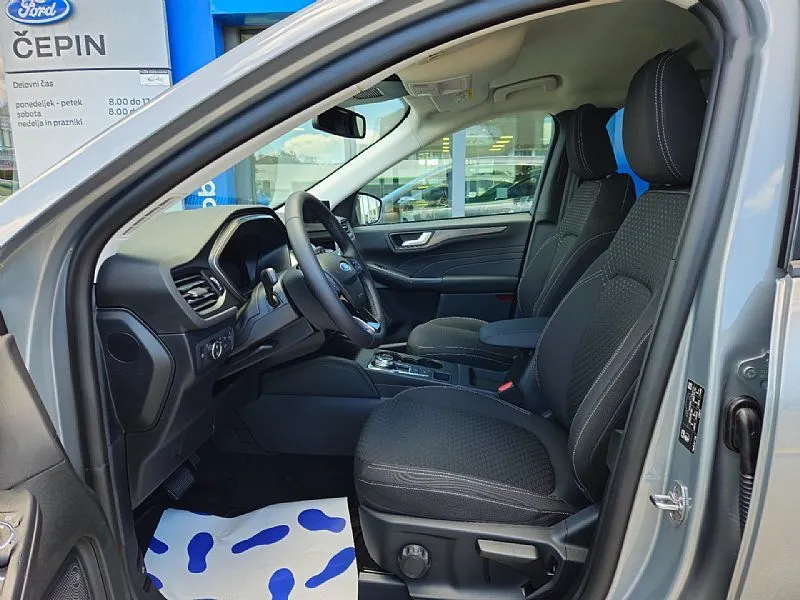 Zunanja slika - Ford Kuga - 2.5 Duratec PHEV Titanium Aut. ZALOGA - 2