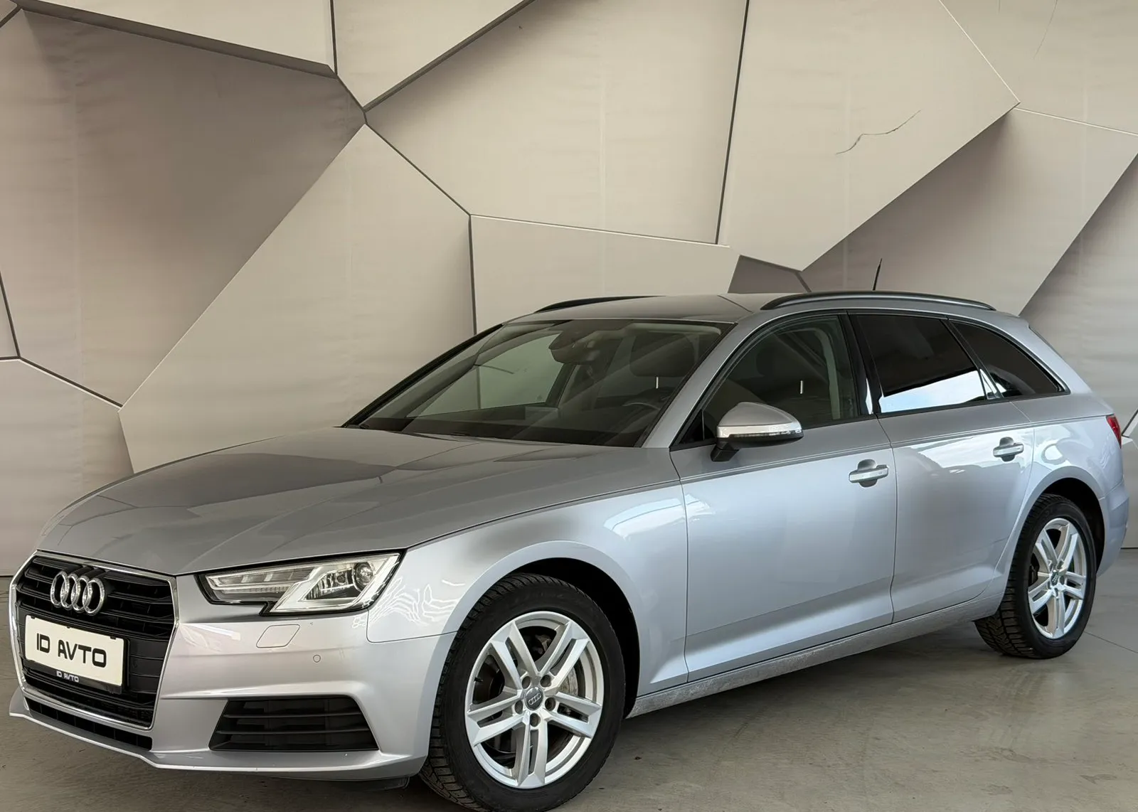 Zunanja slika - Audi A4 - 2,0 TDI Sport - 2