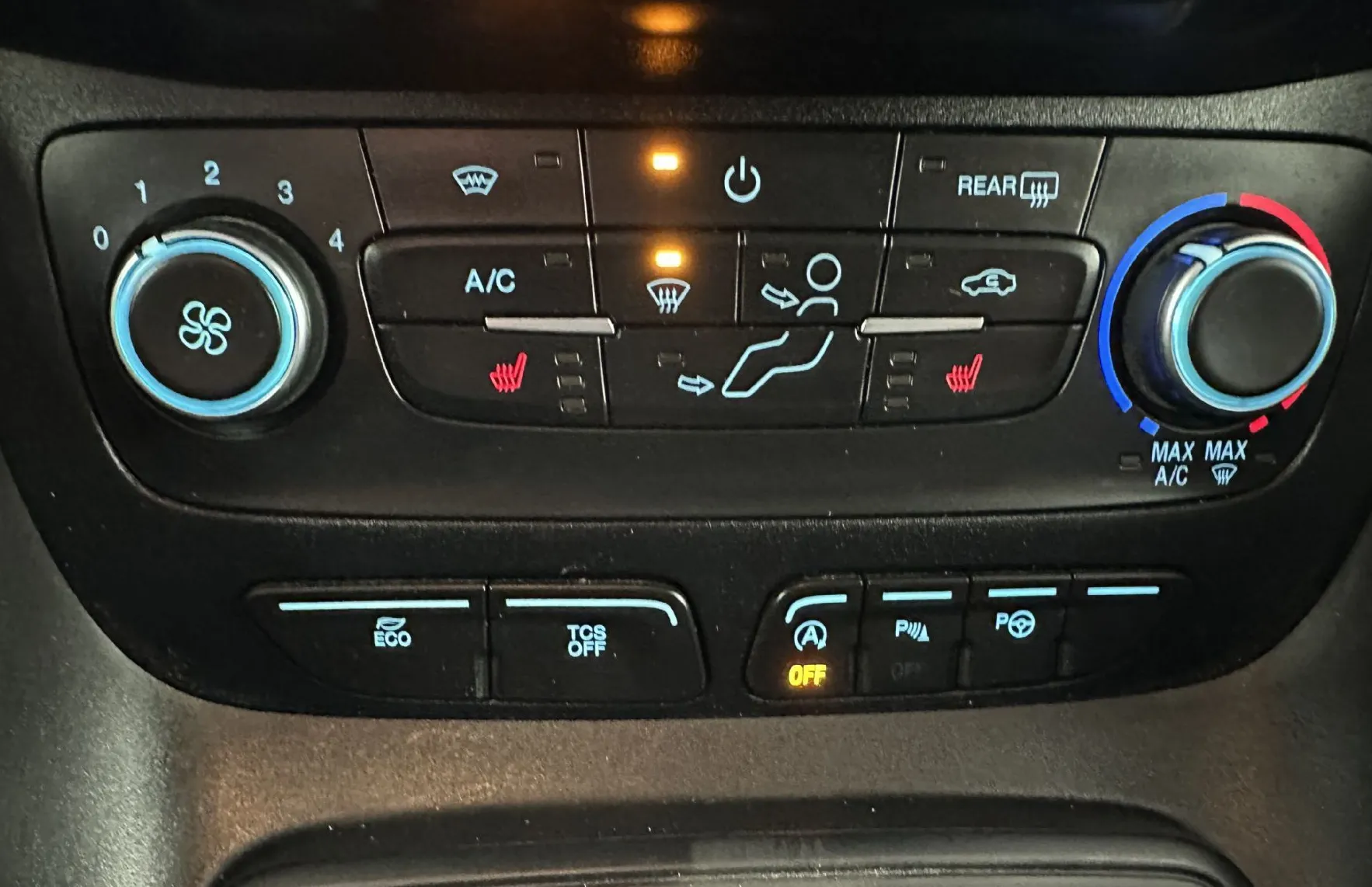 Zunanja slika - Ford Tourneo Connect - L2 Autm.88kW.NEMŠKI+4 GUME.KAMERA.GRE.SED.KLJUKA - 11