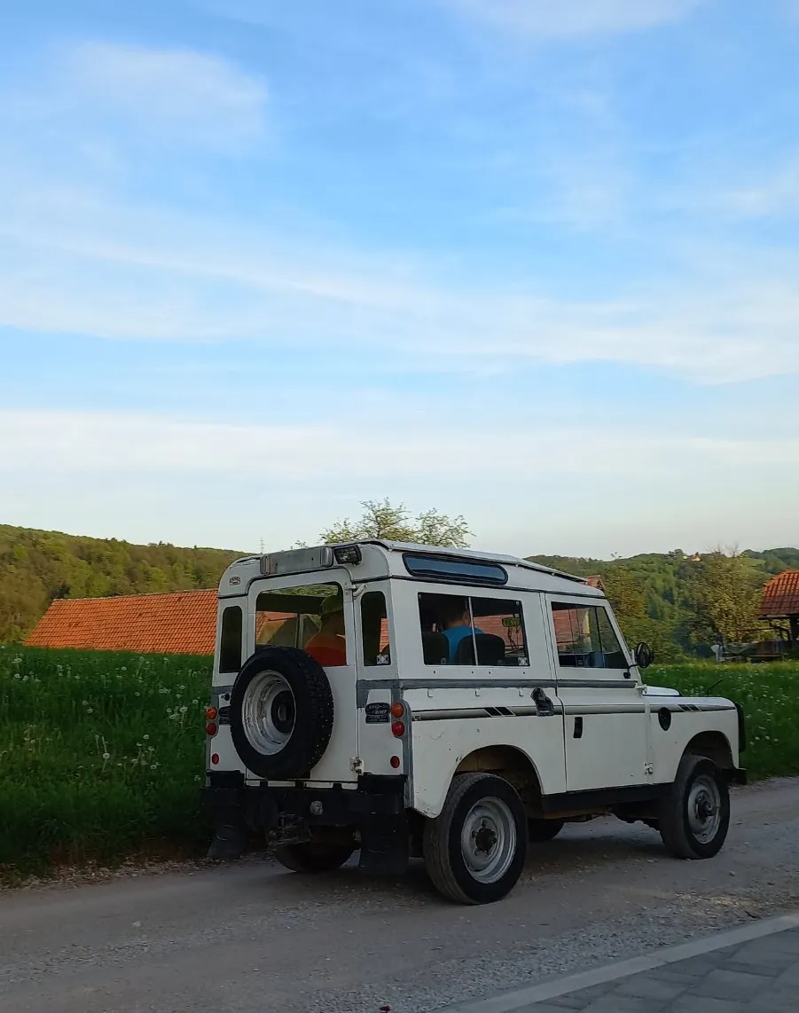 Zunanja slika - Land Rover Defender - Serija A2 - 2