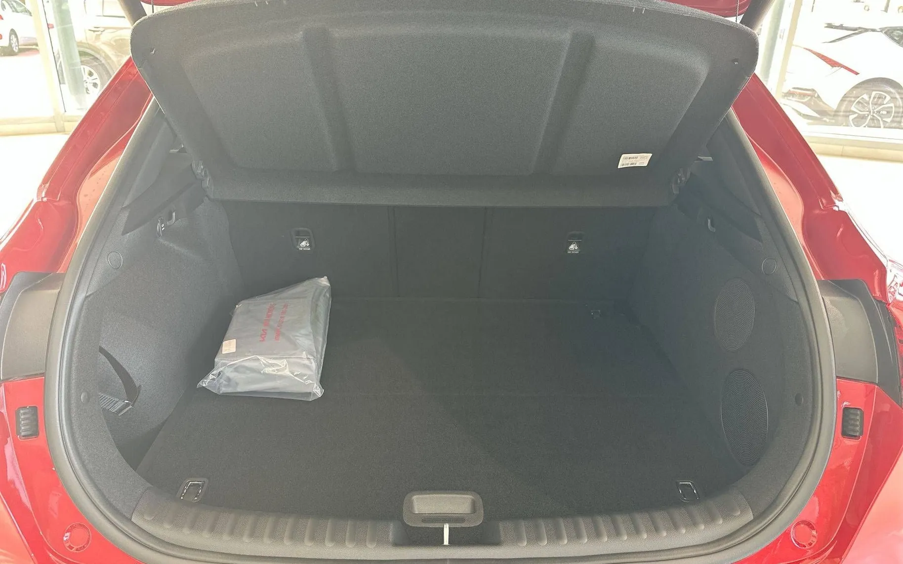 Notranja slika - KIA XCeed - 1.6 T-GDi EX Stream ISG 7DCT - 12