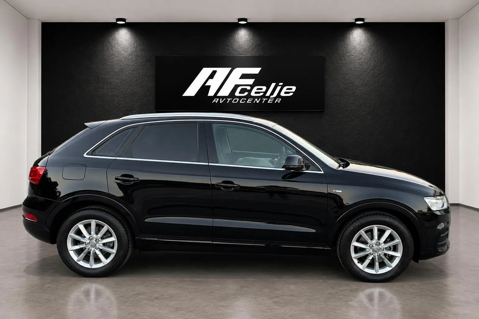 Zunanja slika - Audi Q3 - 2.0 TDI-S LINE-XENON+LED-LIZING ZA  TUJCE-NAVI- - 4