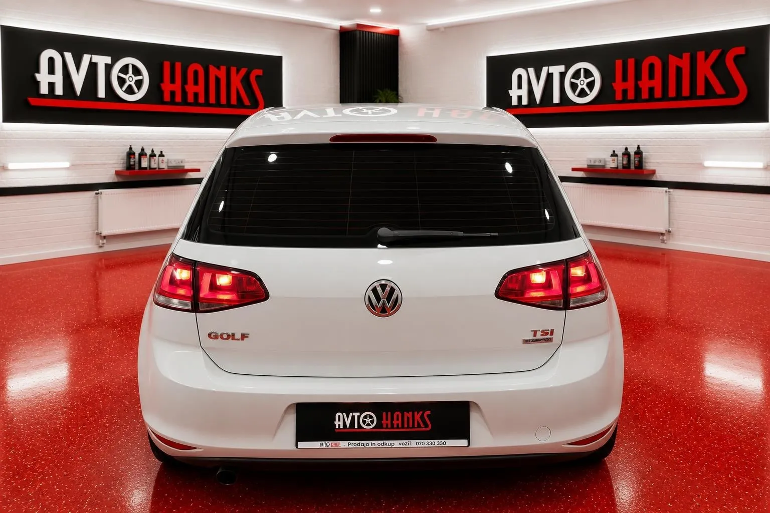 Notranja slika - Volkswagen Golf - 1.2 TSI BMT.BREZ POLOGA DO 7 LET.LEANPAY - 10