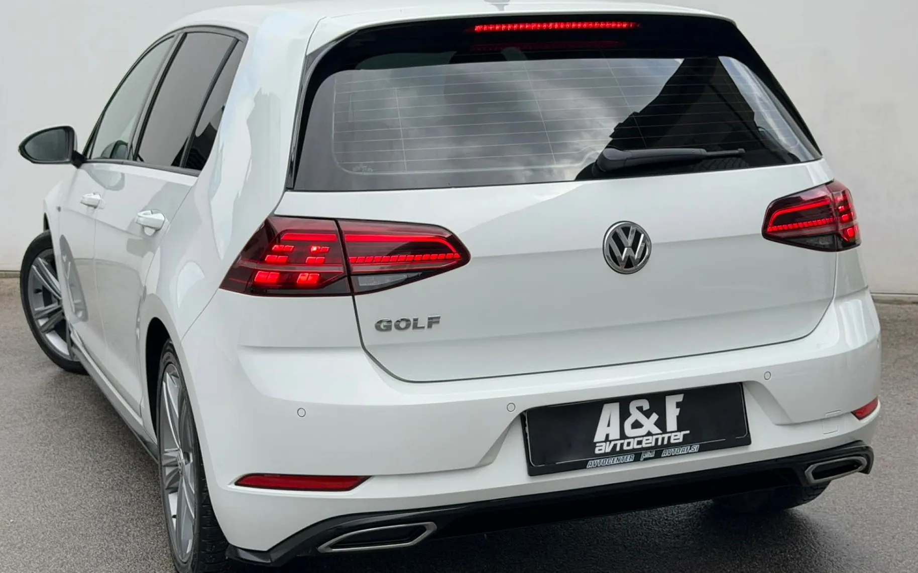 Zunanja slika - VW Golf - 1.6 TDI-R LINE-XENON+LED-LIZING ZA TUJCE-ACC- - 7