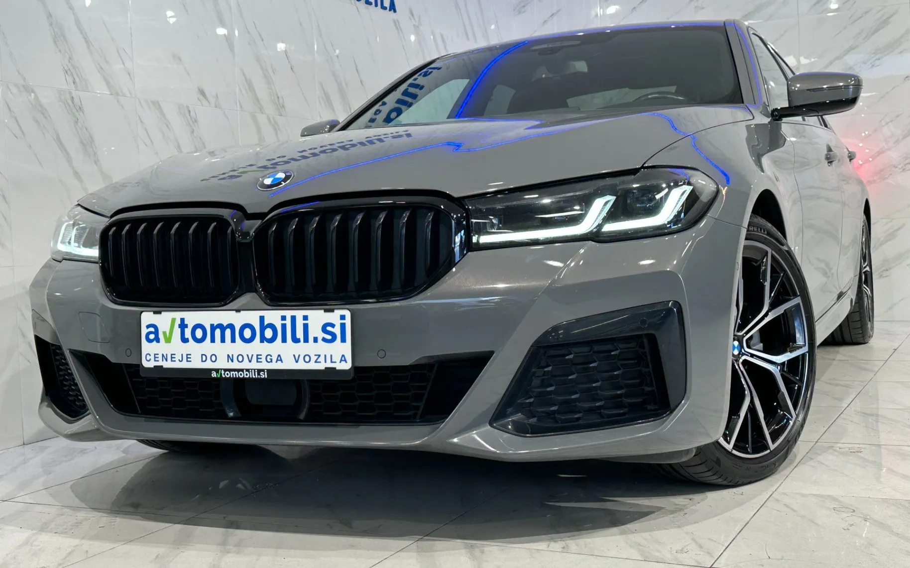 Zunanja slika - BMW serija 5: - 520d |xDrive|M|Laser|ACC|Kamera|HUD|Memory|Gretje| - 3