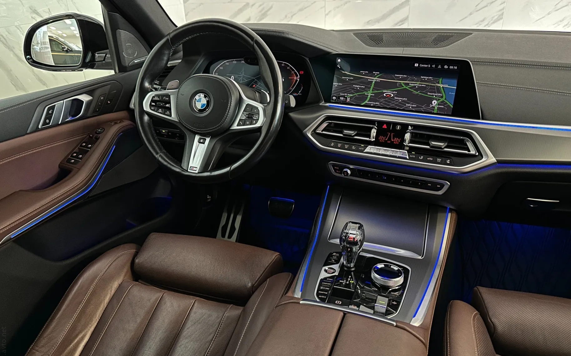 Notranja slika - BMW serija X5: - xD40d|M|Laser|Zračno|ACC|360K|Hlaj|Crystal|HUD|S - 11