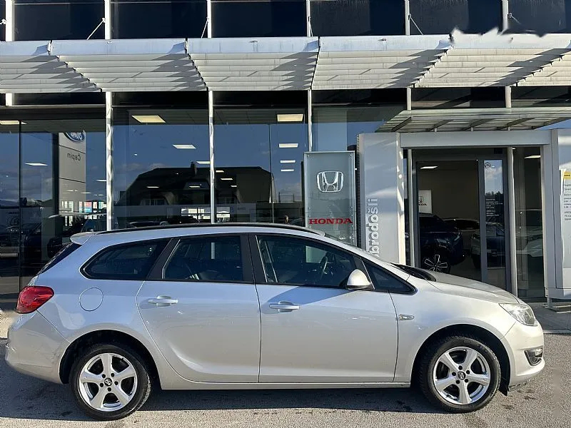 Zunanja slika - Opel Astra - 1.6 CDTI 81KW S S ENJOY ST - 4