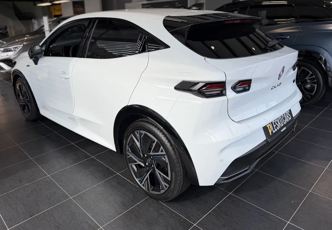 Zunanja slika - Renault Clio - E-Tech 160 Esprit Alpine 360 KAMERA PAKET ZIMA - 3