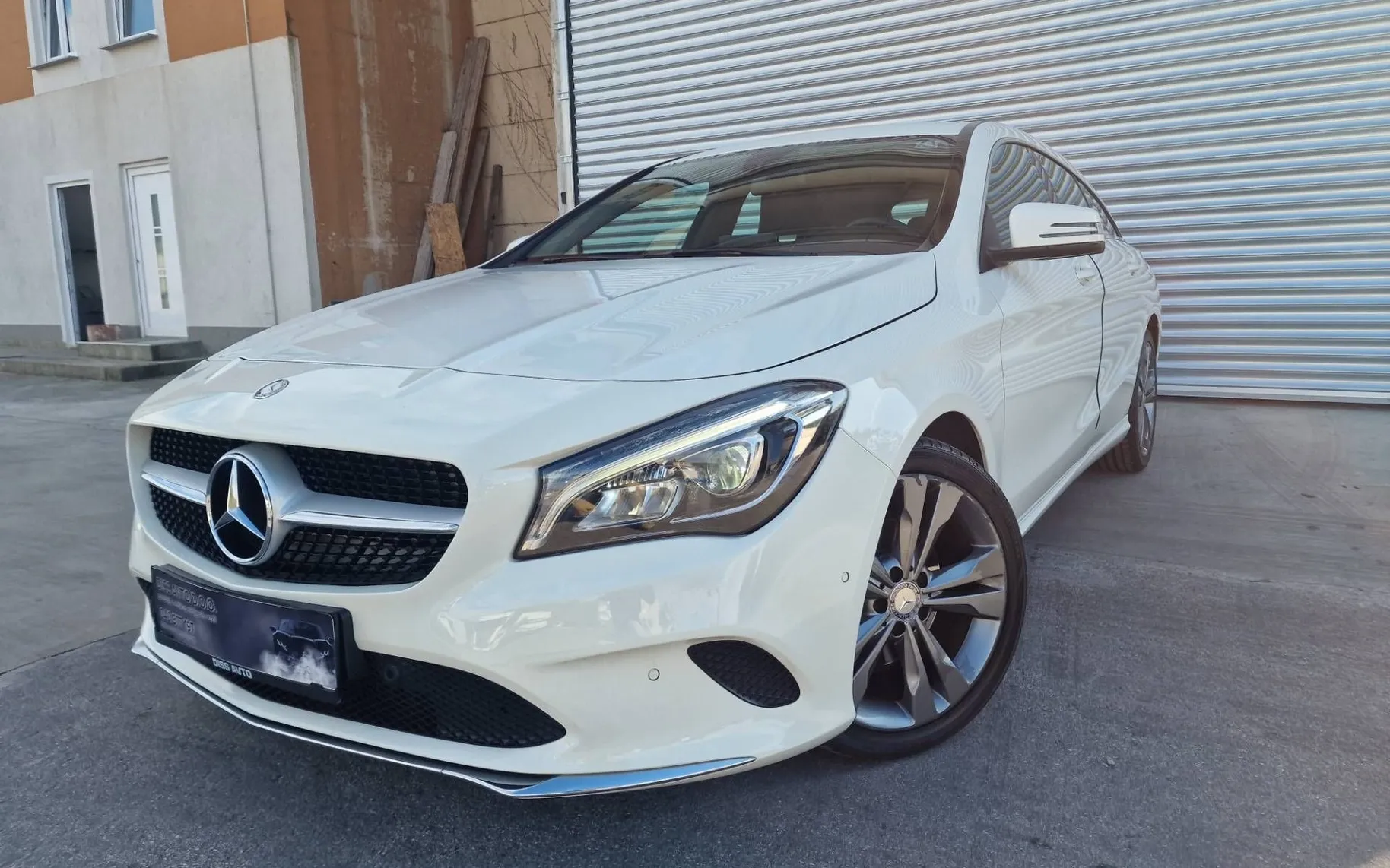 Zunanja slika - Mercedes-Benz CLA Shooting Brake - 200 d AMG AUT.-F1 LED-XENON 2-LASTNIK KUP. V SLO.. - 1