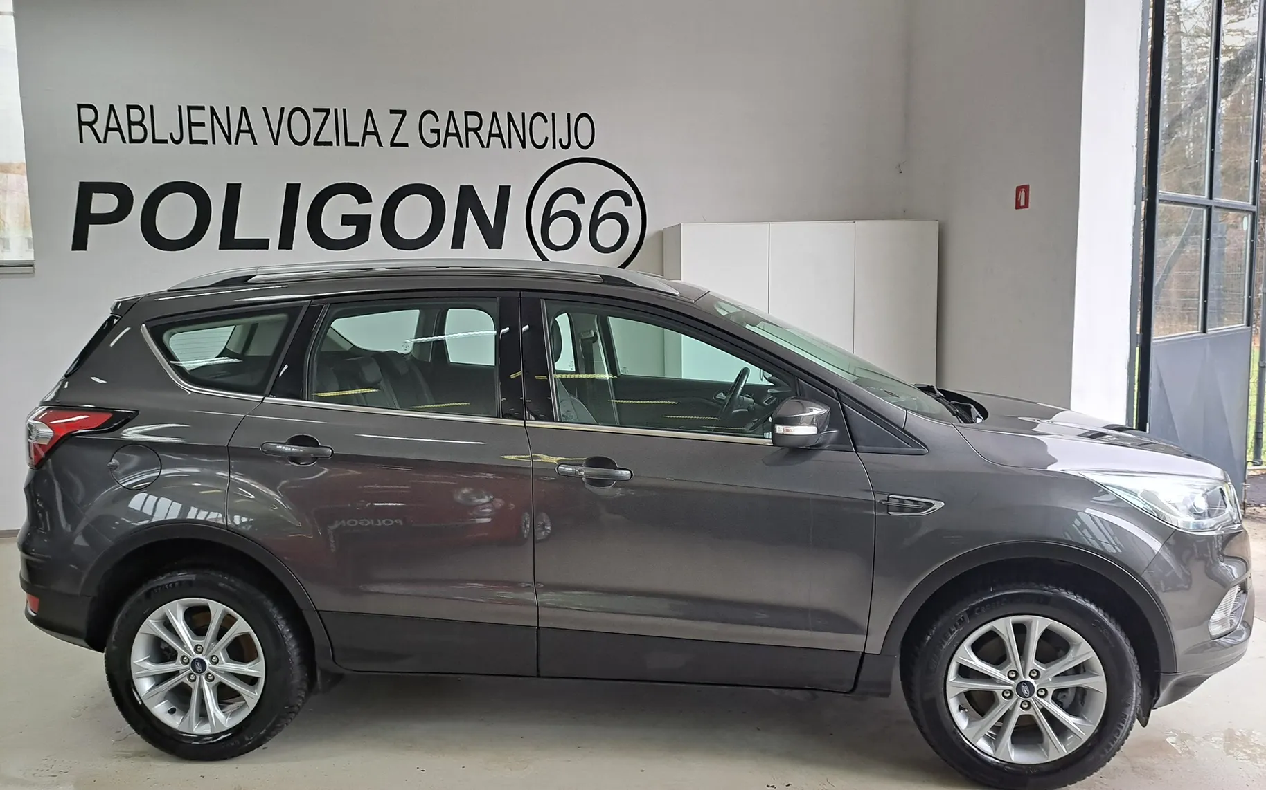 Zunanja slika - Ford Kuga - Kuga - 2