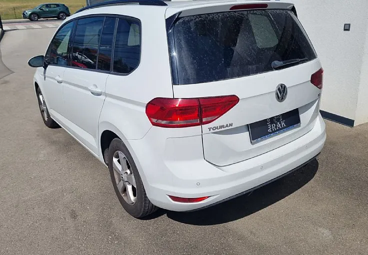 Zunanja slika - Volkswagen Touran - 1.6 TDI BMT Comfortline DSG 7 SEDEŽEV.SERVISNA - 5
