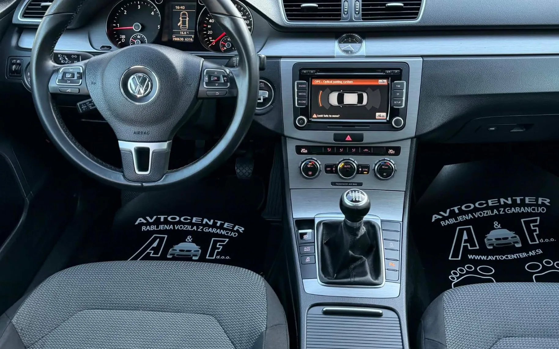 Notranja slika - Volkswagen Passat - 2.0 TDI-LIZING ZA TUJCE-PDC-TEMPOMAT-ODLIČEN- - 8