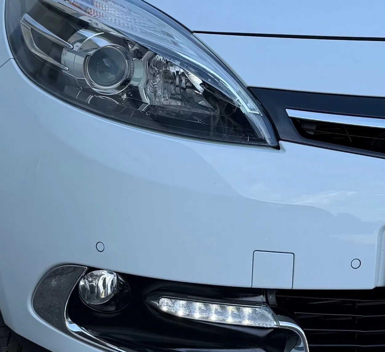 Zunanja slika - Renault Grand Scenic - Scénic 1.5dCi 110PS BOSE 7SEDEŽEV LED NAVI KAMERA ALU17 - 9