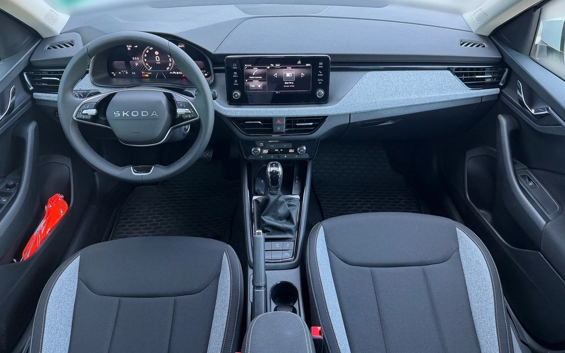 Notranja slika - Škoda Kamiq - 1.0 TSI Edition DSG... - 10
