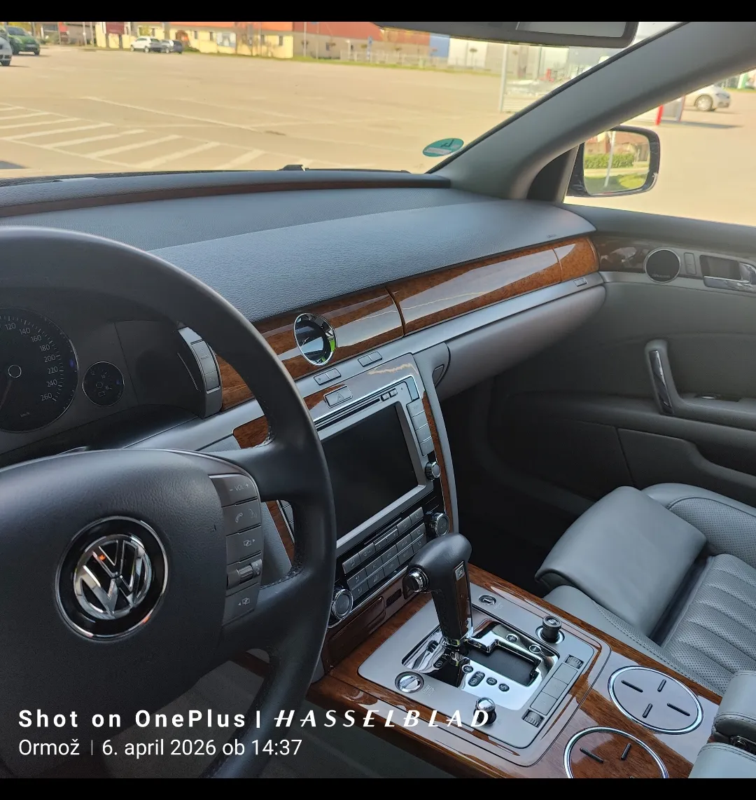 Notranja slika - VW Phaeton - 3.0 TDI - 7