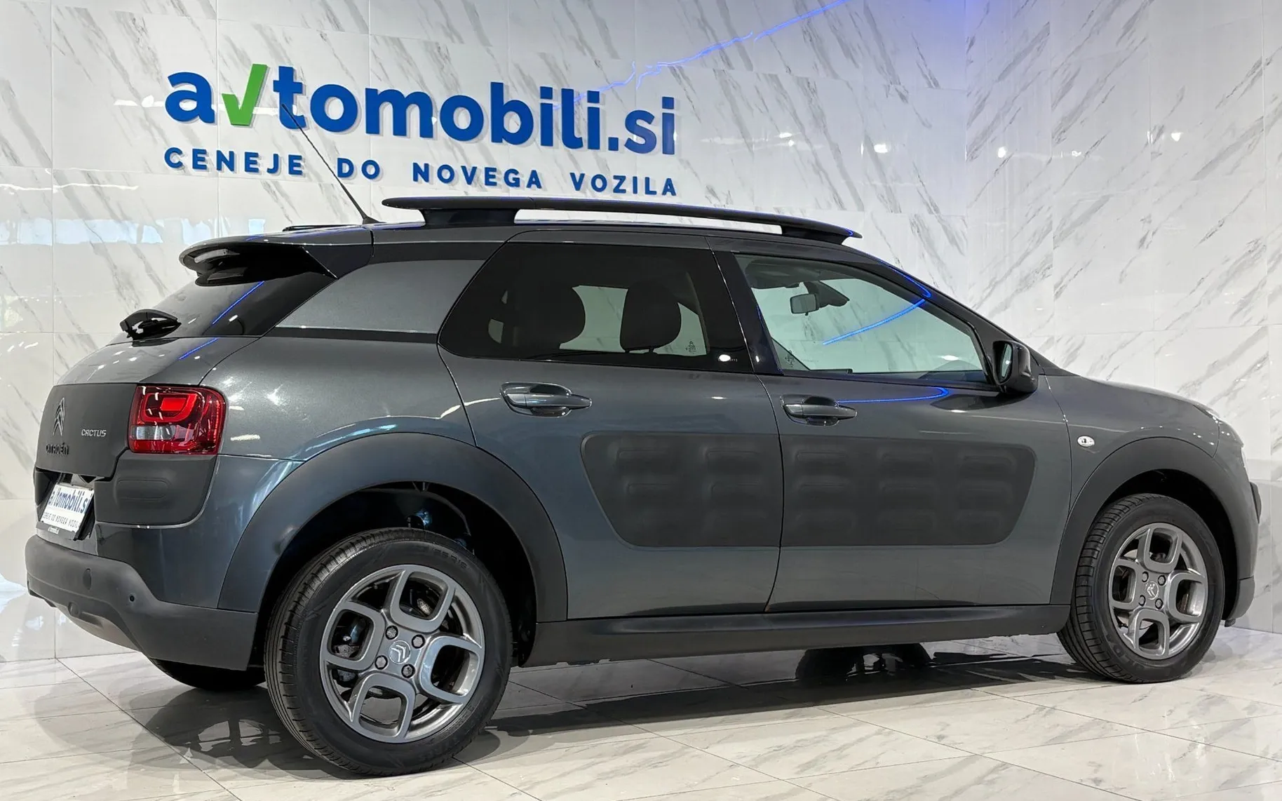 Zunanja slika - Citroën C4 Cactus - 1.6 HDi KAMERA-NAVIGACIJA-PDC-TEMPOMAT - 6