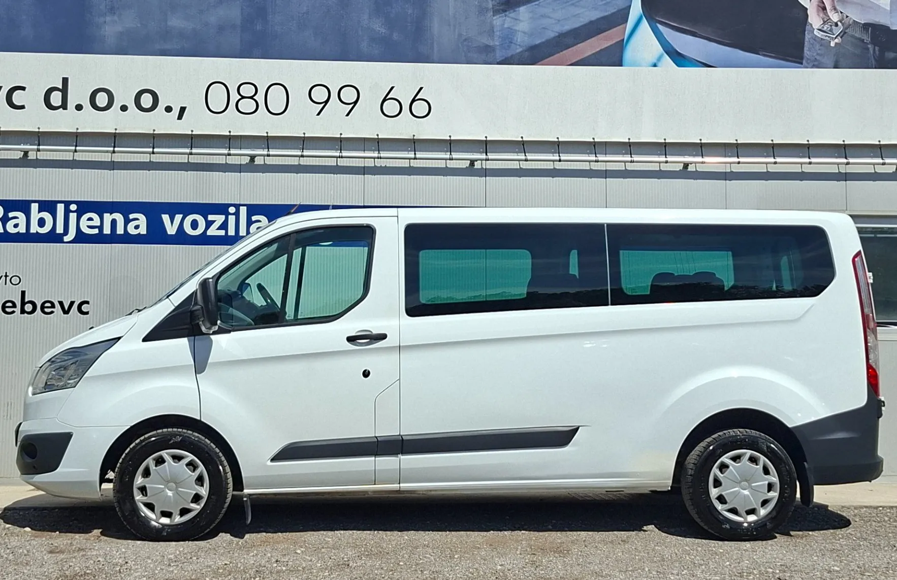 Zunanja slika - Ford Transit Custom - 2.0 TDCI L2H1 - 7