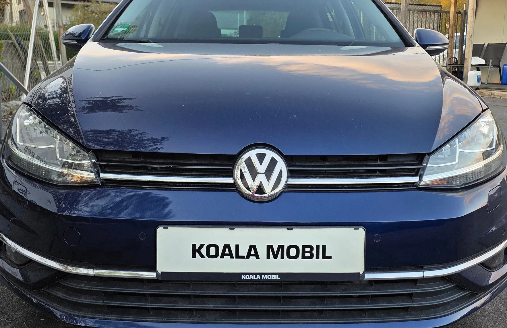 Zunanja slika - Volkswagen Golf - 1.0 TSI BMT ALU PLATIŠČA-ZASLON-1.LASTNIK-KOT NOV - 2