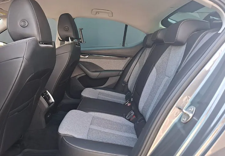 Zunanja slika - Škoda Octavia - 1.5 TSI LIM. SELECTION - 8