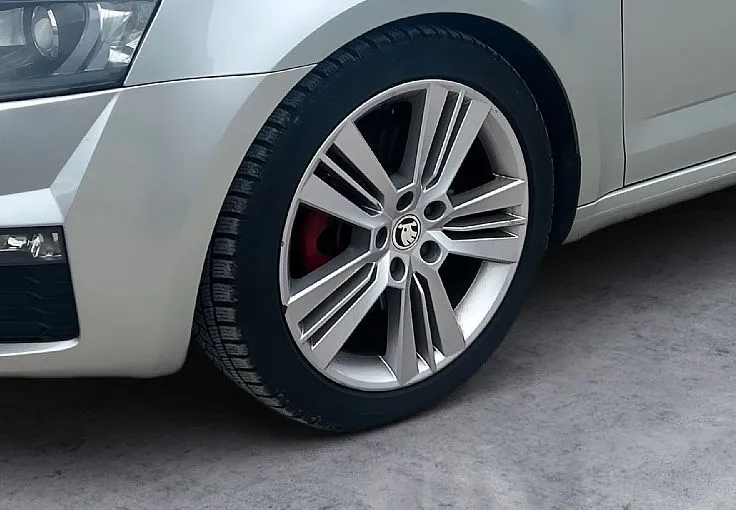 Zunanja slika - Škoda Octavia - Combi 2.0 TDI RS - 7