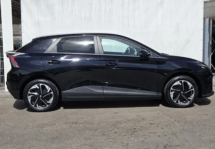 Zunanja slika - MG MG4 - Comfort 64kWh+7 let tovarniške garancije - 4