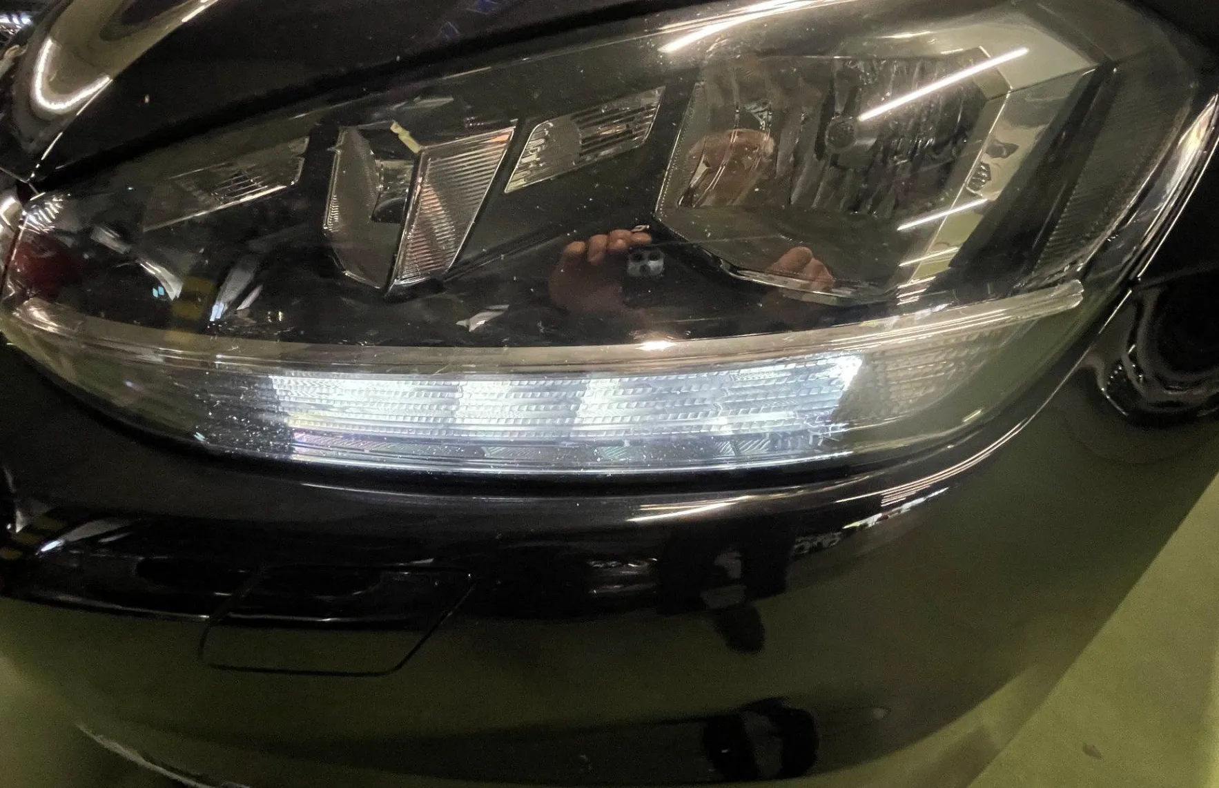 Zunanja slika - Volkswagen Golf - 2.0 TDI BMT Comfortline DSG PDC 2X.OGR. SEDEŽI. - 20