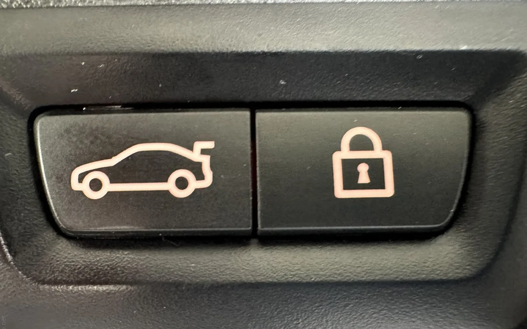 Zunanja slika - BMW Serija 3 - 330d Avt. M paket.KAMERA.USNJE.LED.SAMO 68.000 KM - 19