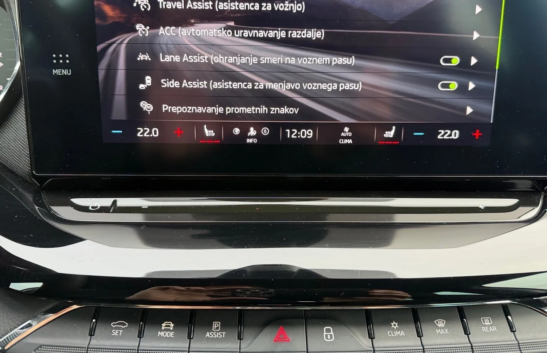Zunanja slika - Škoda Octavia - 2.0 TDI Sportline 110 kW DSG-DCC-ACC-Matrix-Kame - 14