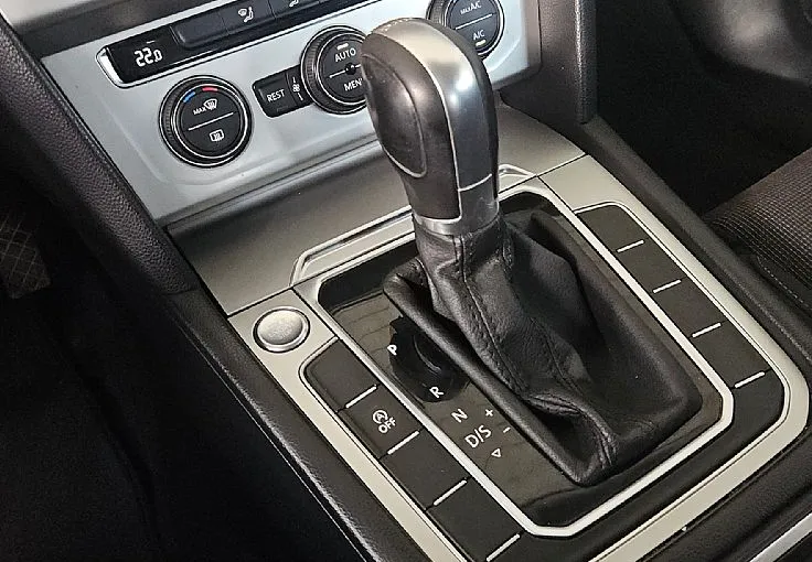 Zunanja slika - VW Passat - Variant 1.6 TDI DSG 120ks °FULL LED° °NAVIGACIJA° - 11