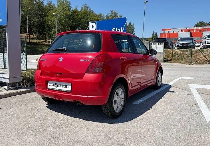 Zunanja slika - Suzuki Swift - 1.3 GLX ZELO LEPO OHRANJENO - 6