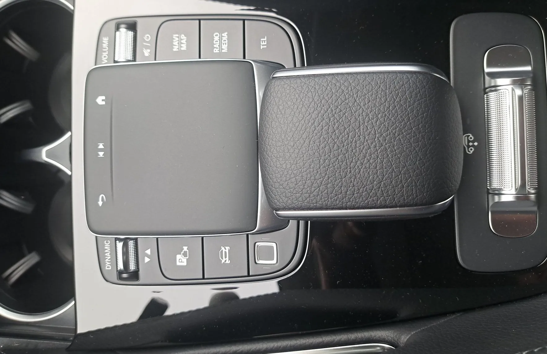 Zunanja slika - Mercedes-Benz GLE-Razred - GLE 300 d 4MATIC AMG Line Avt. - 17