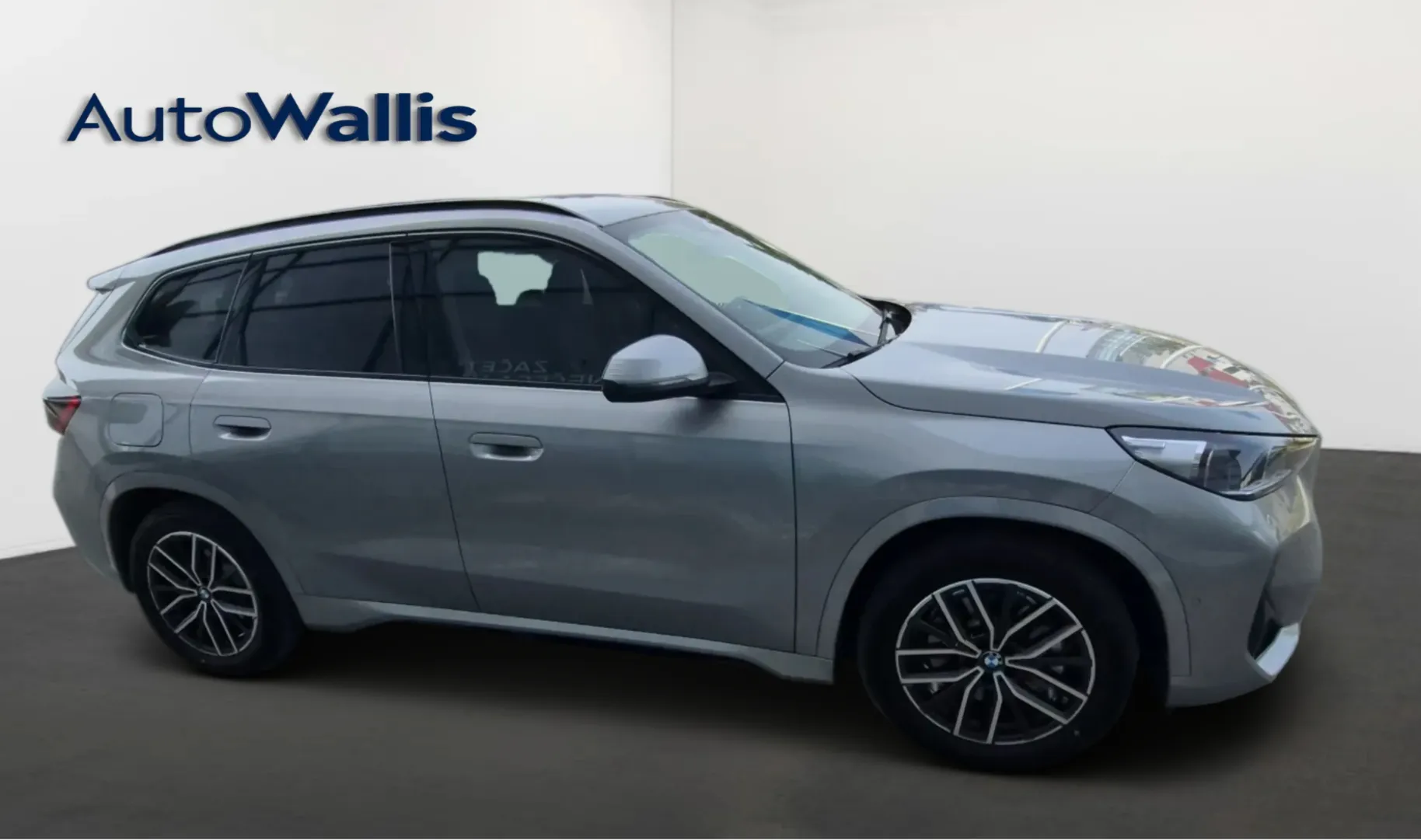 Zunanja slika - BMW Serija iX - xDrive30 NA VOLJO 1/2027 - 13