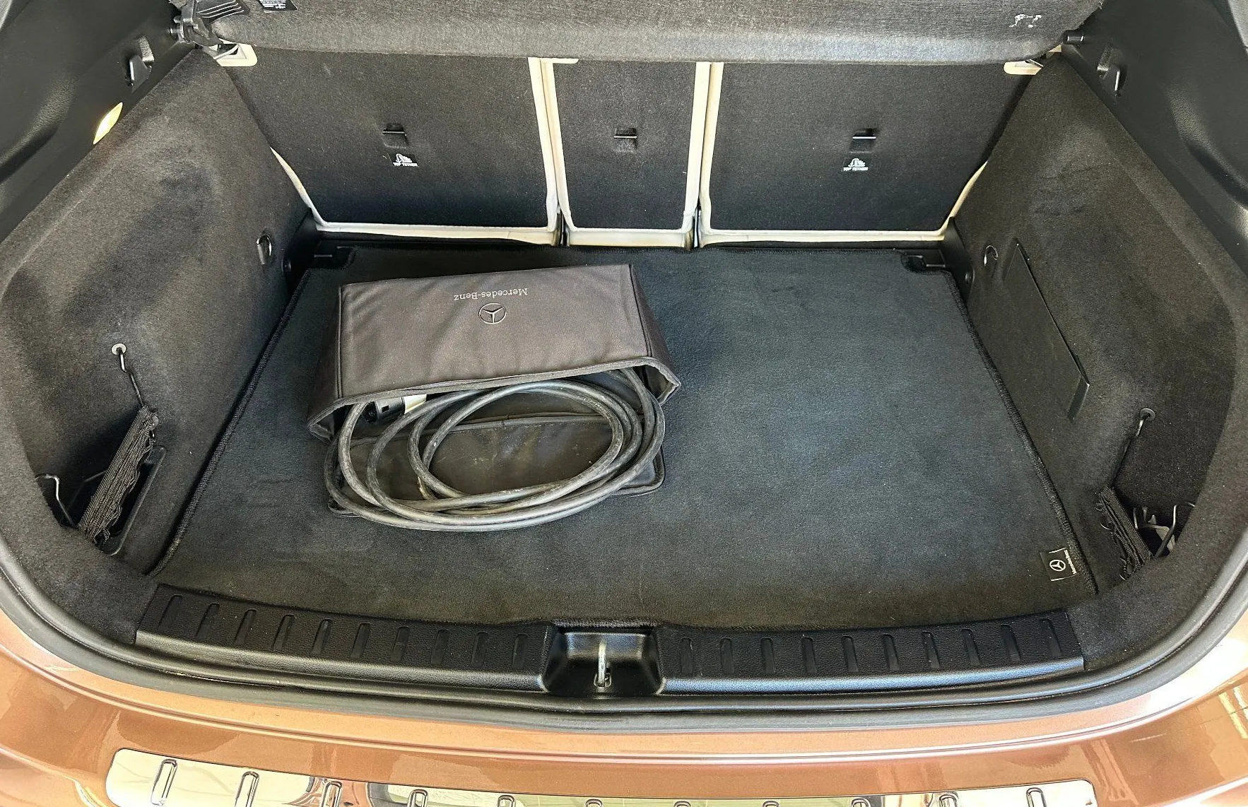 Zunanja slika - Mercedes-Benz GLA-Razred - 250 e Avt.KAMERA.NAVI.ACC.LED.USNJE.SAMO 49.000 KM - 3