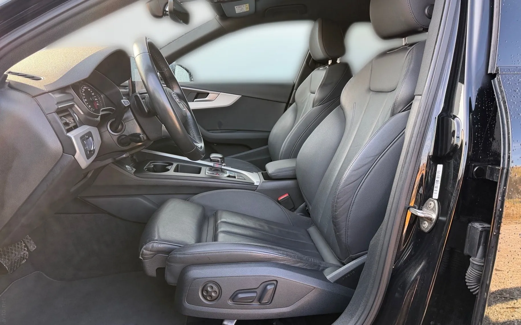 Notranja slika - Audi A4 - 40 TDI S tronic advanced-Usnje-ACC-PDC-Navigacija. - 7