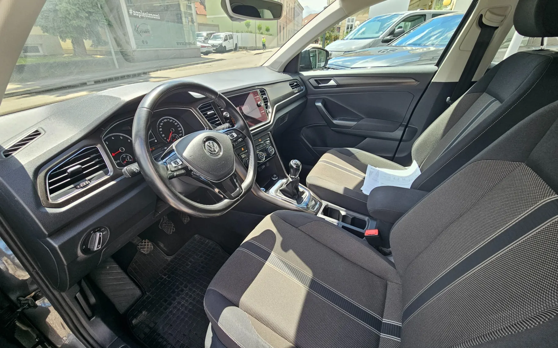 Zunanja slika - VW T-Roc - 1.0 TSI Style - 7