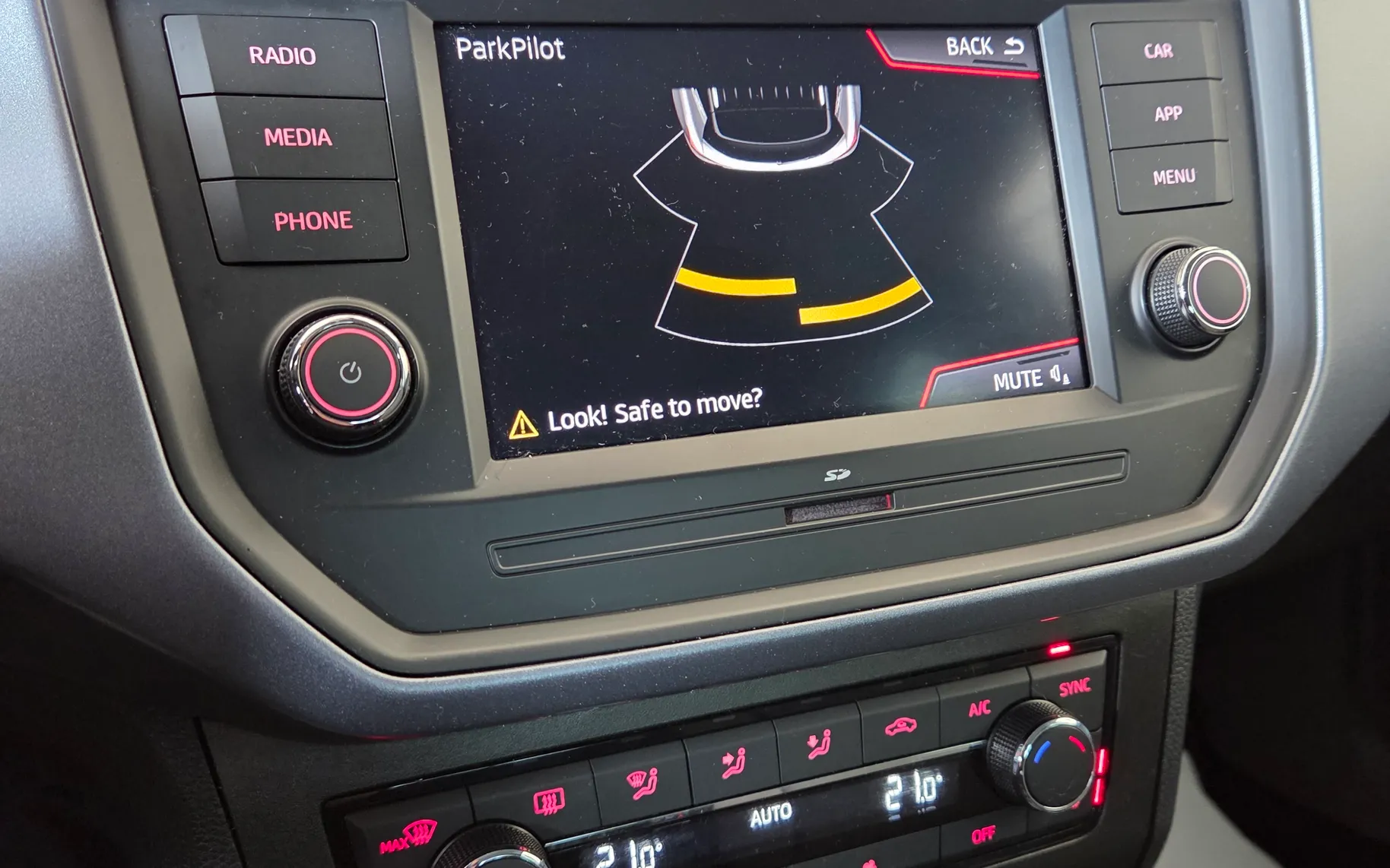 Zunanja slika - Seat Arona - 1.0 TSI Style DSG 1.LASTNIK SLO.POREKLO - 18